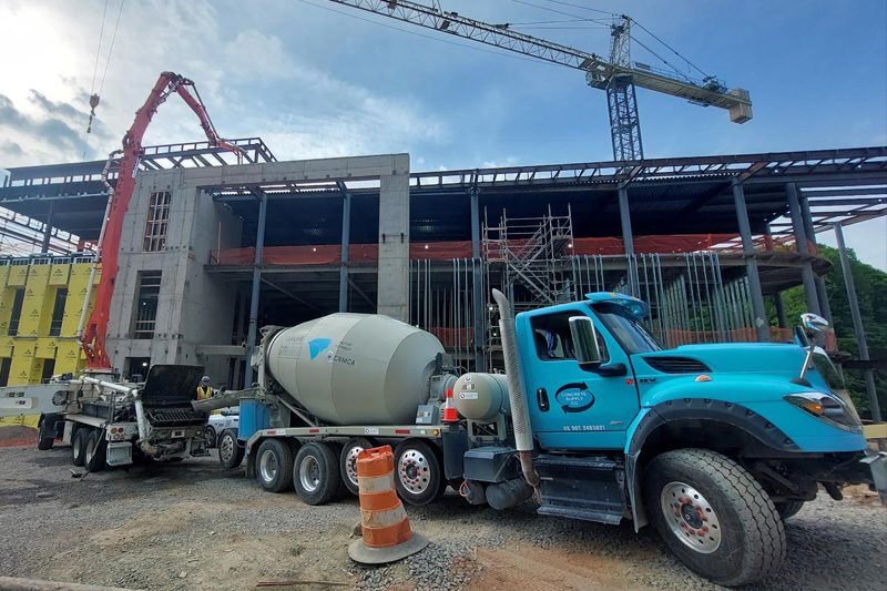 What to Look for When Choosing a Ready-Mix Concrete Supplier